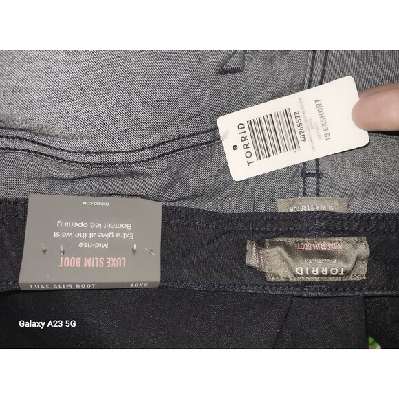 Torrid Luxe Slim Boot Super Stretch Mid-Rise Jeans Rainstorm 18 XS New - Picture 6 of 8
